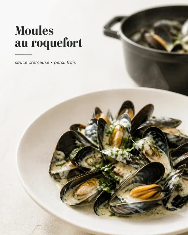 Recette sauce roquefort moule : moules nappées d’une sauce crémeuse au roquefort et persil